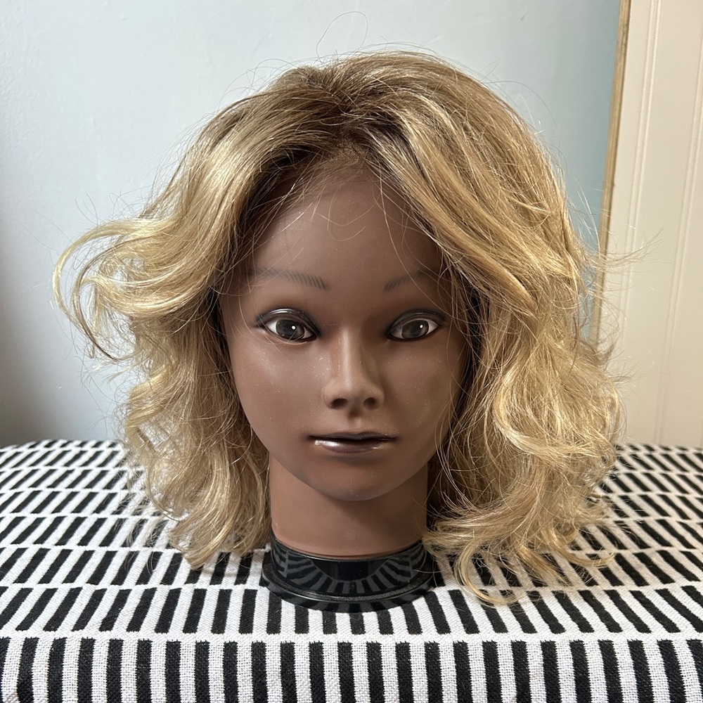 ESTETICA Lacefront Wig